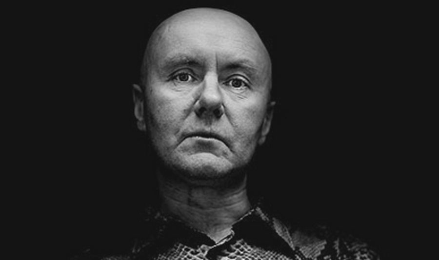 Tolleranza Zero: Welsh a difesa dei diritti delle donne; da far leggere a&nbsp;scuola