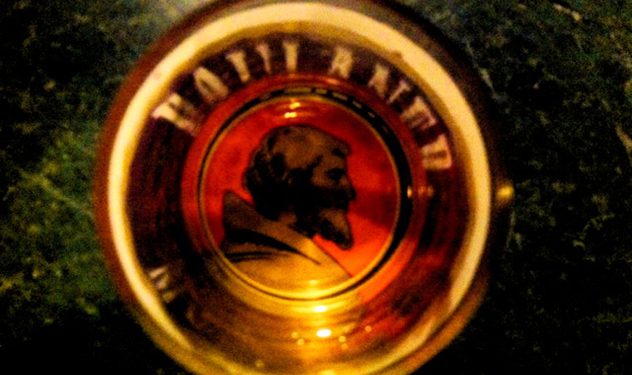 A vent’anni bevi per amore; a trenta bevi e basta!