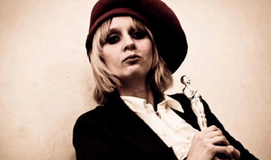 Tacchi e Taccheggi di Desy Icardi: quando rubare è un’arte da&nbsp;ridere