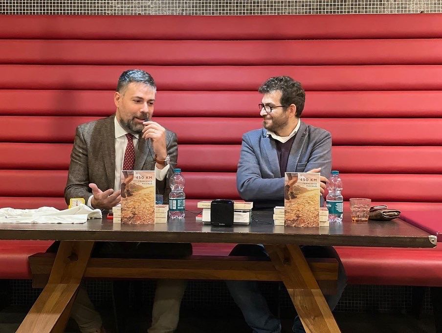 Per chi percorreresti 450 chilometri a&nbsp;piedi?