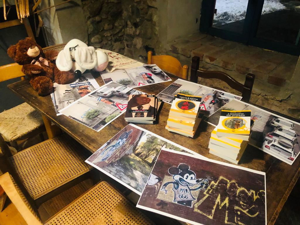 I miei libri e il teatrino della&nbsp;politica