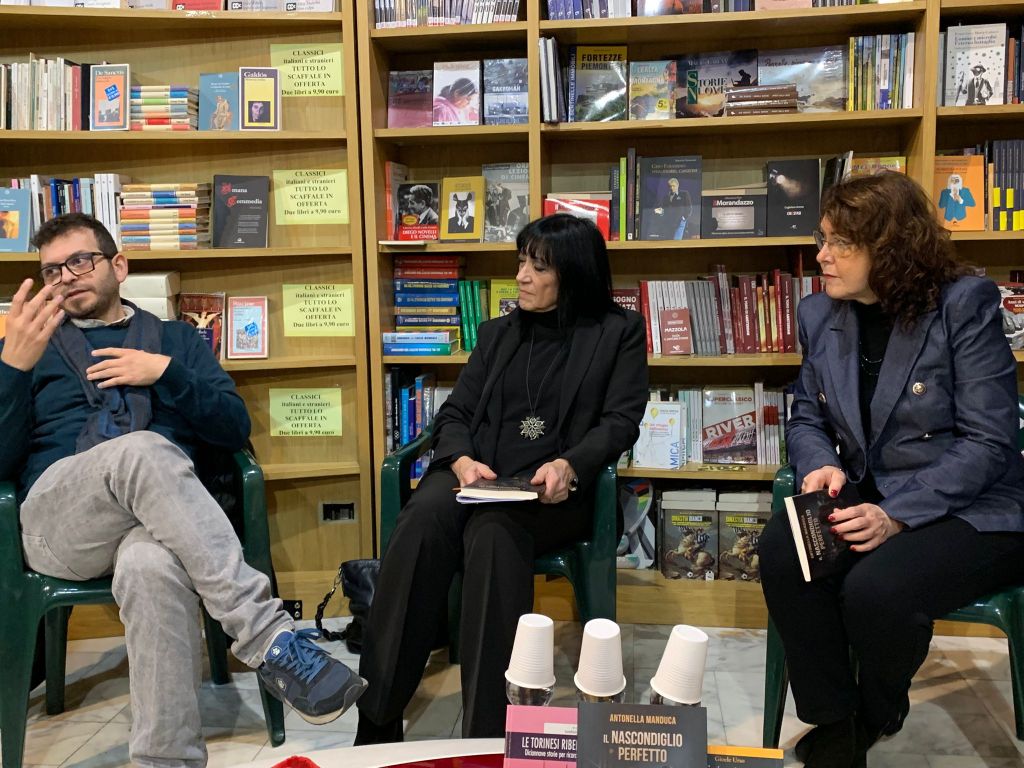 Usa oggetti per raccontare il tuo&nbsp;libro